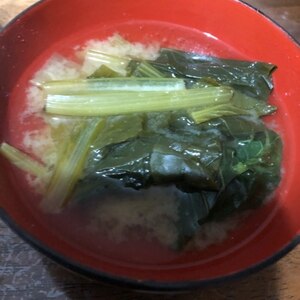 タニタ食堂の減塩味噌で小松菜のお味噌汁